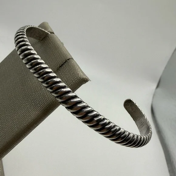 Southwestern Sterling Silver Twisted Rope Cuff Bracelet Unmarked - Picture 2 of 3